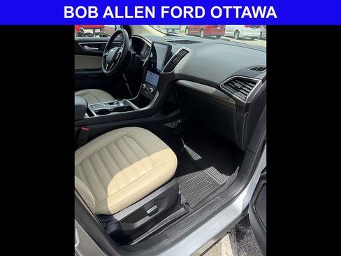 Used 2023 Ford Edge SEL w/ Convenience Package AWD/4WD image 16