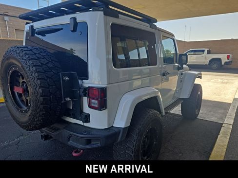 Used 2017 Jeep Wrangler Rubicon AWD/4WD image 4