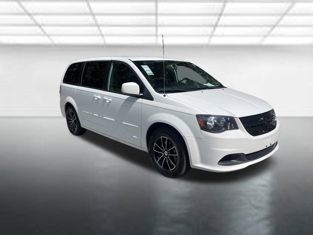 Used 2017 Dodge Grand Caravan SE FWD image 6
