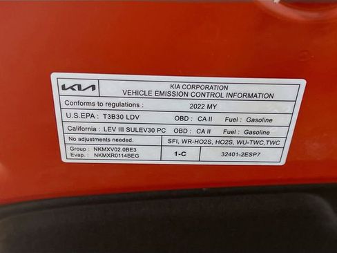 Certified 2022 Kia Soul LX w/ Technology Package image 30