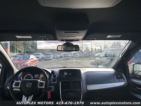 Used 2019 Dodge Grand Caravan GT image 14