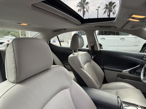 Used 2012 Lexus IS 350 w/ Premium Pkg Value Edition RWD image 44