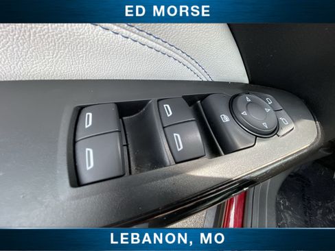 Certified 2025 Chevrolet Trax LT w/ LT Convenience Package FWD image 21