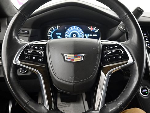 Used 2020 Cadillac Escalade ESV Platinum image 6