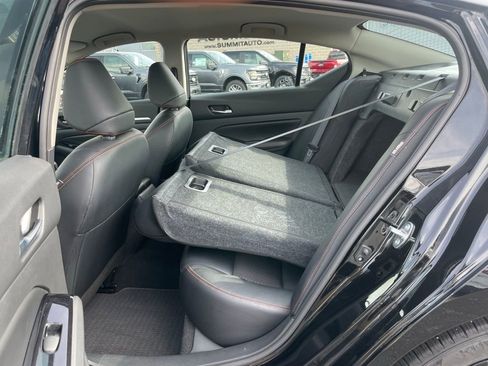 Used 2024 Nissan Altima 2.5 SR FWD image 48