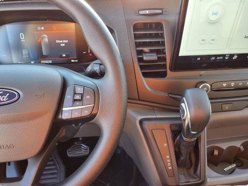 New 2026 Ford Transit 250 148 Medium Roof image 18