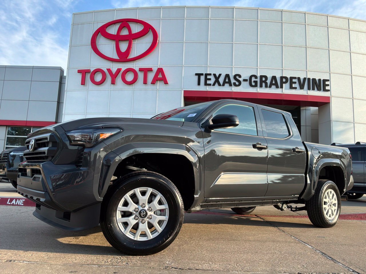 Used 2026 Toyota Tacoma SR w/ SR Upgrade Package RWD image 2