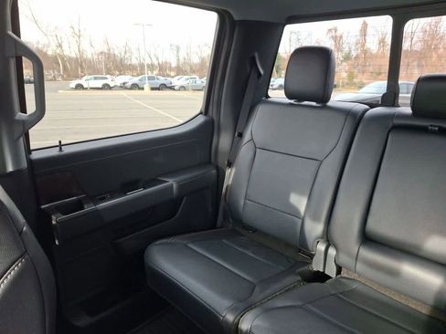 Certified 2022 Ford F150 Lariat w/ FX4 Off-Road Package image 12