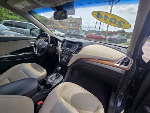 Used 2014 Hyundai Santa Fe GLS FWD image 30