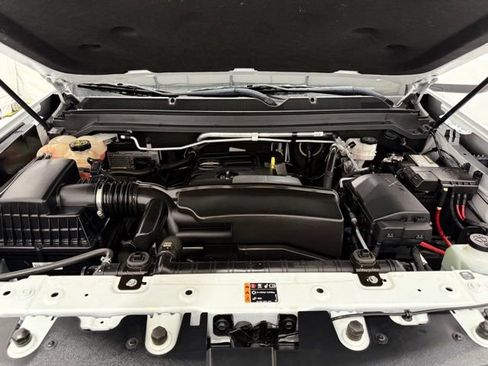 Used 2021 Chevrolet Colorado LT w/ Fleet Safety Package image 8