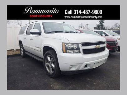 Used 2008 Chevrolet Suburban LT w/ Convenience Package 1