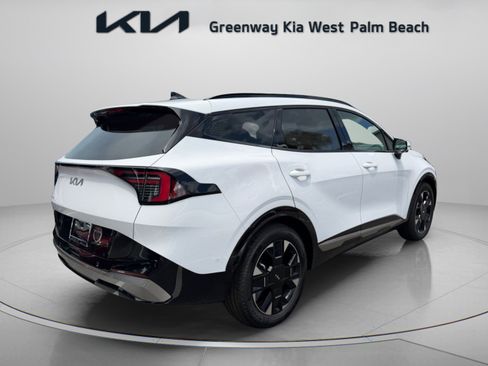 Certified 2026 Kia Sportage SX FWD image 7