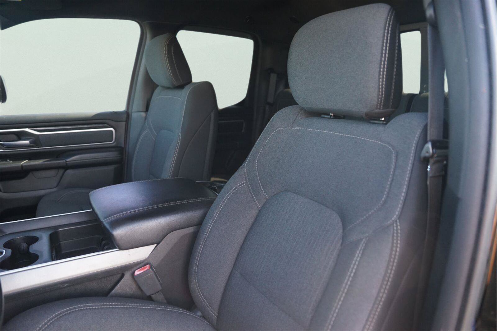 Used 2019 RAM 1500 Big Horn AWD/4WD image 10