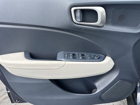 New 2026 Hyundai Venue SEL FWD image 35