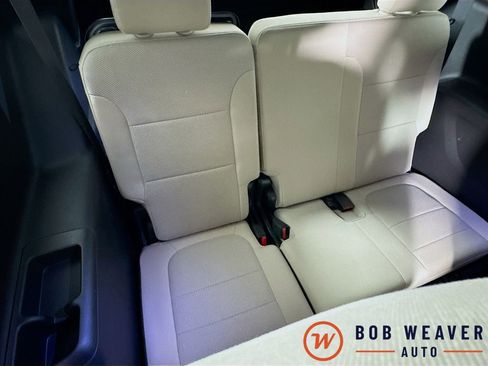 Used 2023 Chevrolet Traverse LT w/ LPO, Floor Liner Package AWD/4WD image 34