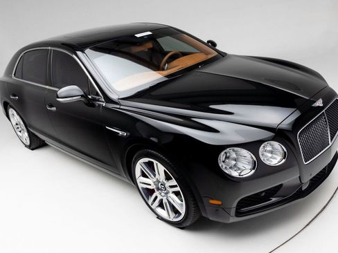 Used 2018 Bentley Flying Spur S V8 AWD/4WD image 14