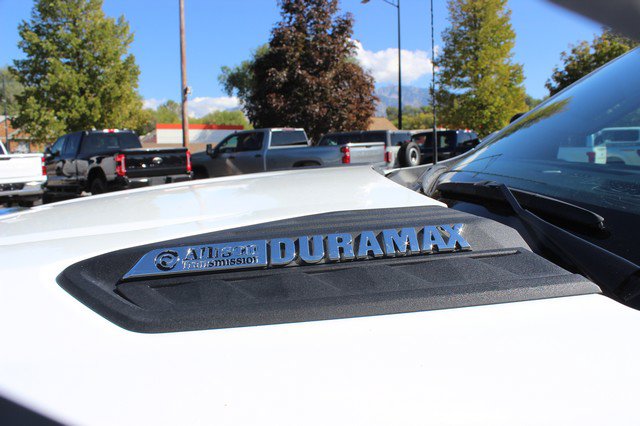 Used 2024 Chevrolet Silverado 2500 LT w/ Convenience Package AWD/4WD image 4