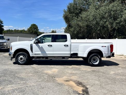 Used 2024 Ford F350 XLT image 2