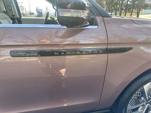 Used 2025 Lincoln Navigator L Black Label image 28