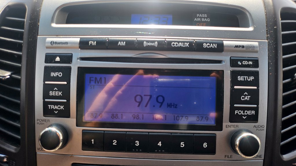 Used 2010 Hyundai Santa Fe SE AWD/4WD image 33