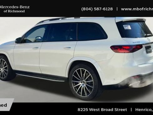 Used 2025 Mercedes-Benz GLS 580 4MATIC image 8