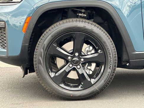 New 2026 Jeep Grand Cherokee L Limited AWD/4WD image 26