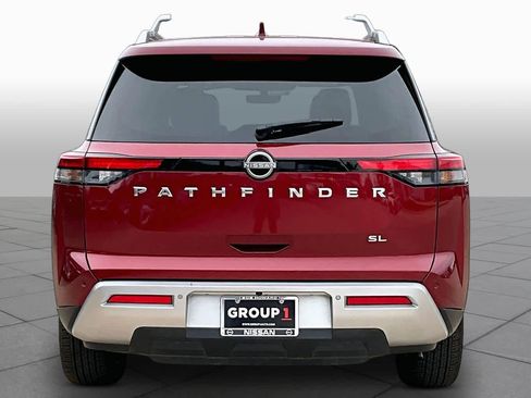 Used 2023 Nissan Pathfinder SL w/ SL Premium Package FWD image 5