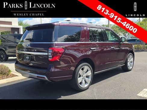Used 2023 Ford Expedition Platinum AWD/4WD image 4