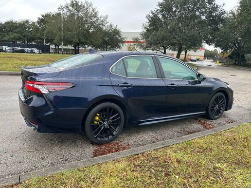 Used 2022 Toyota Camry XSE image 5