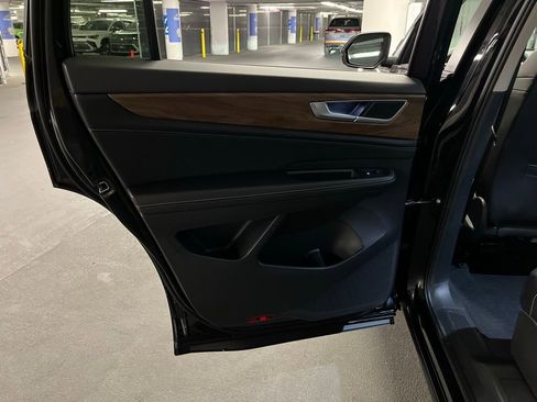 New 2026 Volkswagen Atlas SE image 19