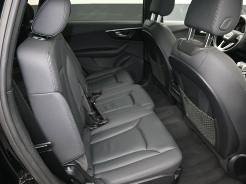 Used 2021 Audi Q7 2.0T Premium w/ Convenience Package image 11