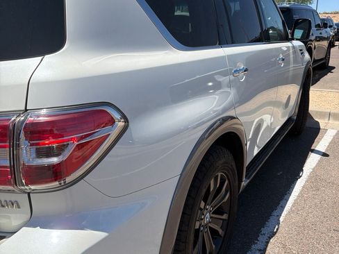 Used 2017 Nissan Armada Platinum RWD image 5