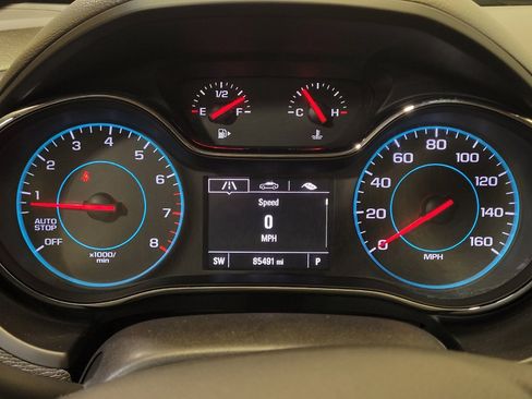 Used 2017 Chevrolet Cruze LT FWD image 23