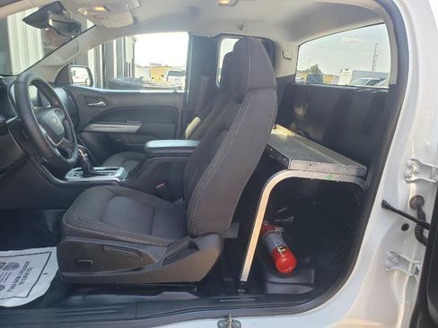 Used 2022 Chevrolet Colorado LT w/ Fleet Safety Package RWD image 18