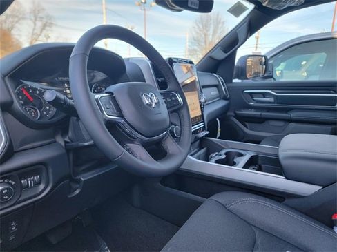 New 2026 RAM 1500 4x4 Crew Cab image 14