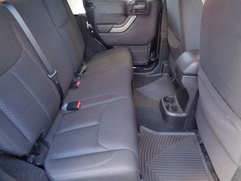 Used 2014 Jeep Wrangler Unlimited Sport w/ Quick Order Package 24S image 28