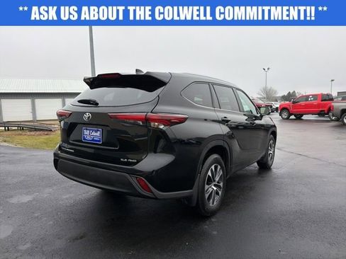 Used 2024 Toyota Highlander XLE image 4