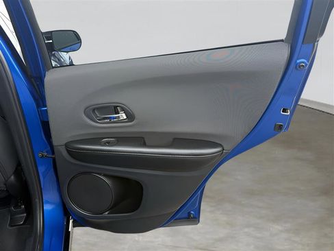 Used 2021 Honda HR-V Sport image 24