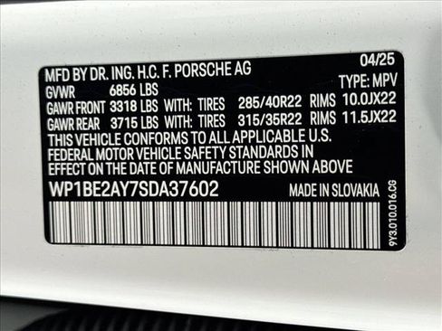 New 2025 Porsche Cayenne E-Hybrid Coupe AWD/4WD image 25