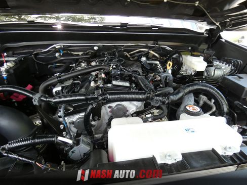 Used 2025 Toyota Tacoma TRD Sport AWD/4WD image 80
