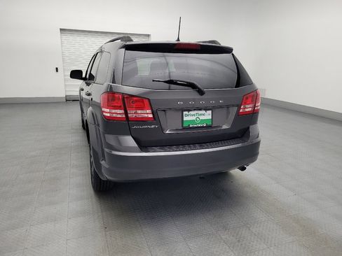 Used 2019 Dodge Journey SE image 6