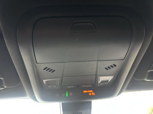 Used 2024 Chevrolet Equinox RS AWD/4WD image 40