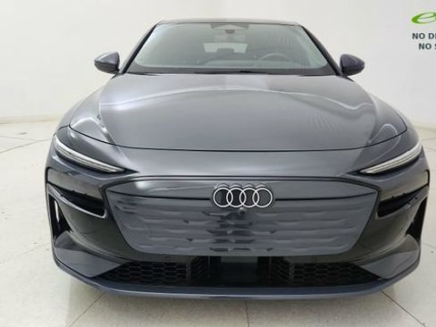 Used 2025 Audi A6 e-tron Premium Plus w/ Premium Plus RWD image 2