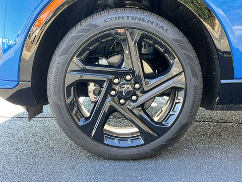 New 2025 Chevrolet Equinox EV RS w/ Convenience Package II image 13