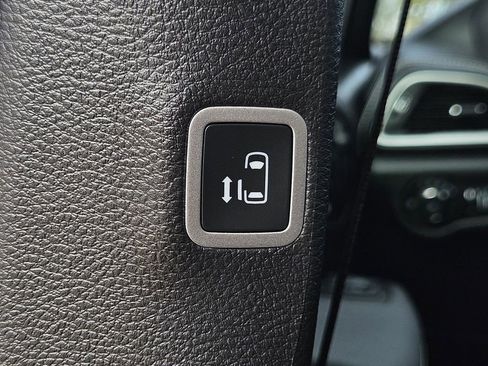 New 2026 Chrysler Pacifica Select image 34