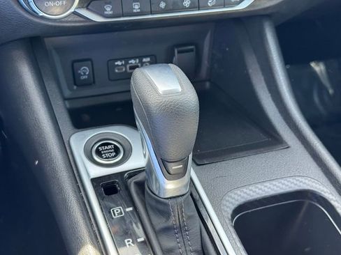 Used 2025 Nissan Sentra SV w/ All-Weather Package image 16