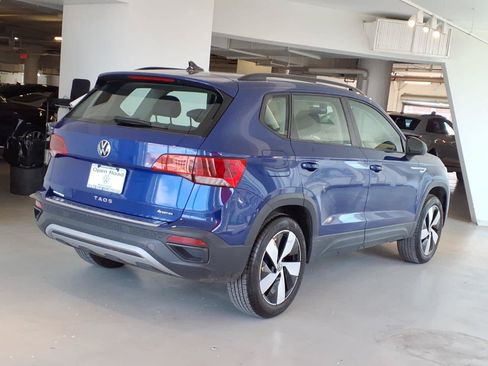 Used 2023 Volkswagen Taos S AWD/4WD image 4