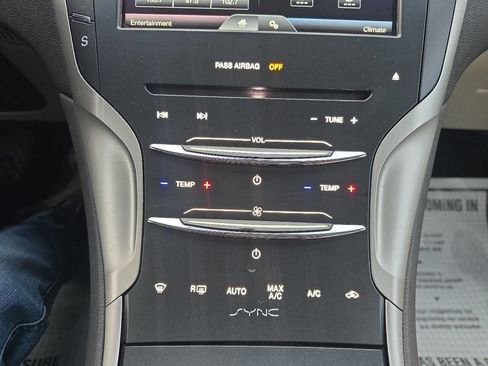 Used 2016 Lincoln MKZ w/ Equipment Group 200A Select image 19