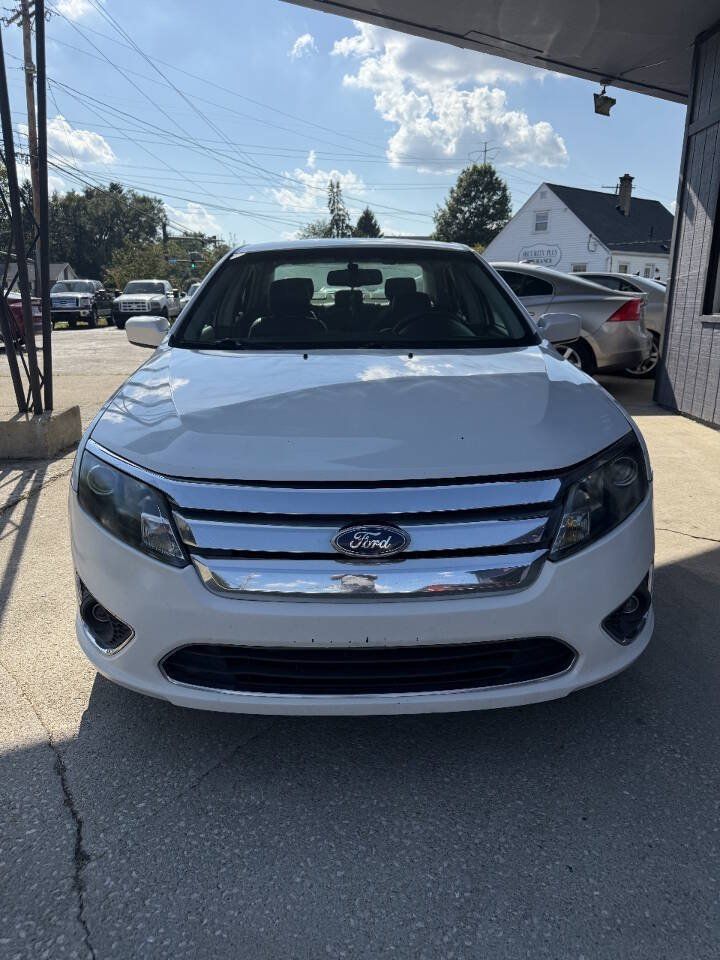 Used 2011 Ford Fusion SEL w/ 301A Rapid Spec Order Code FWD image 2