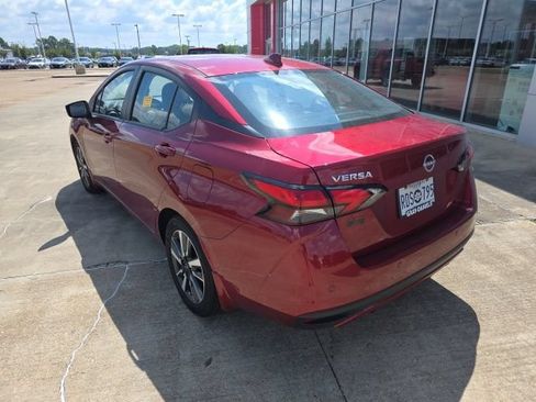Certified 2025 Nissan Versa SV w/ Trunk Package FWD image 11